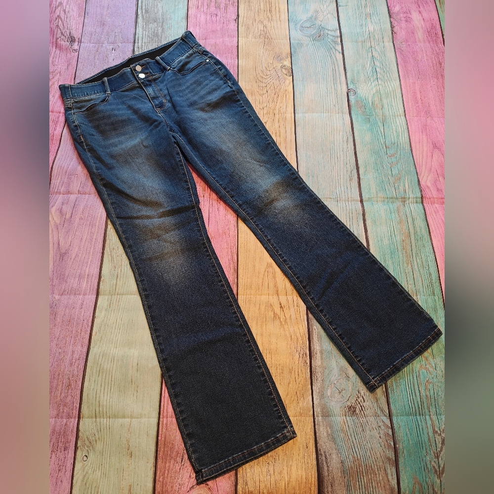 Size 14L Apt 9 Slimming Boot cut Jeans #0422